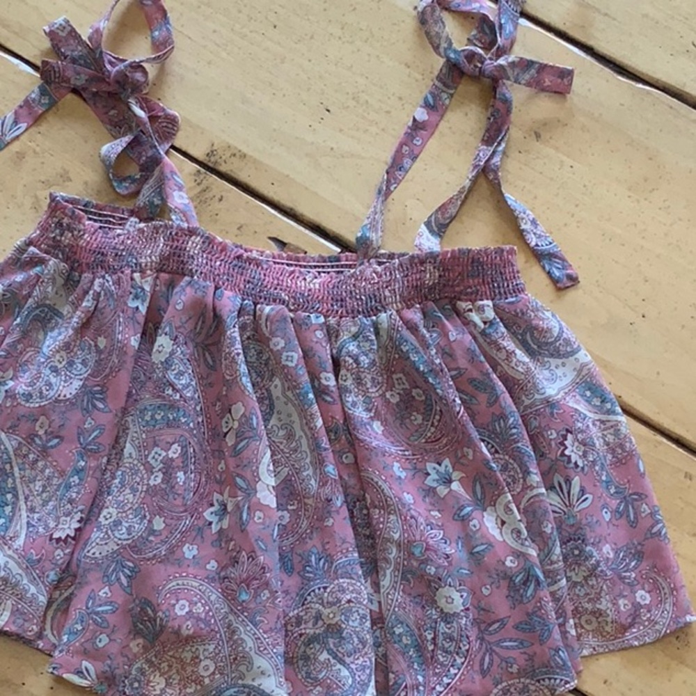 Like new MuMu crop top
